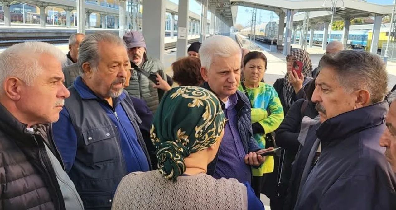 Türk Yolcular Sırbistan’da Mahsur Kaldı!