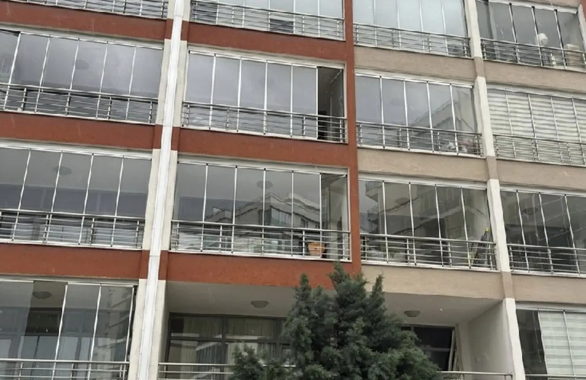 Acılı kardeş isyan etti: Ablam çıplak halde düşmüş 4