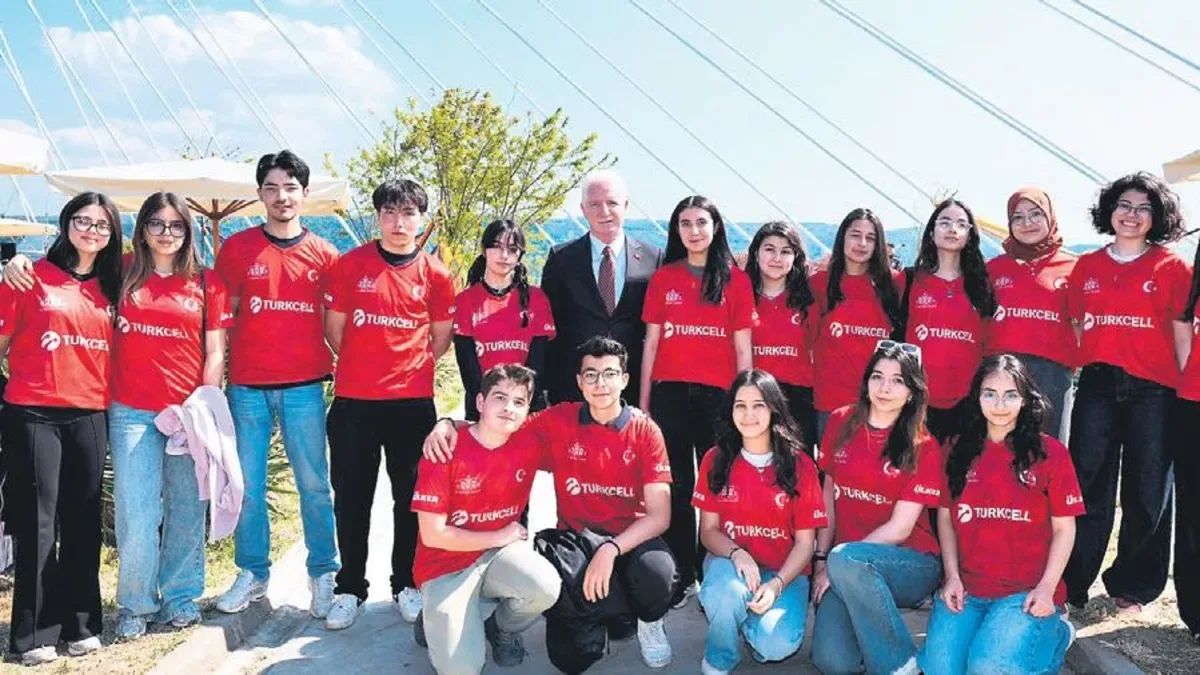 Türkiye Yüzyılı: Geleceğin Çocukları Yan Yana
