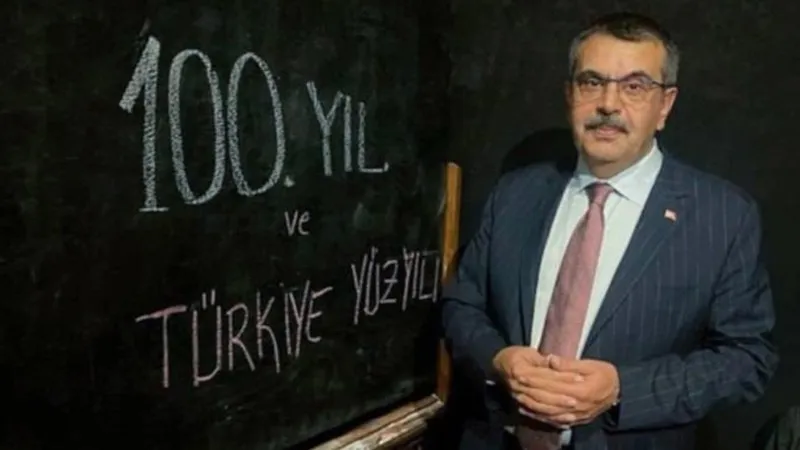 Türkiye Yüzyılı’nda Sosyoloji Eğitimi Yenileniyor