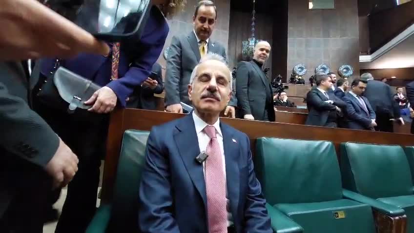 Uçuş İptalleri Devam Ediyor, Gemi İletişimi Sürüyor