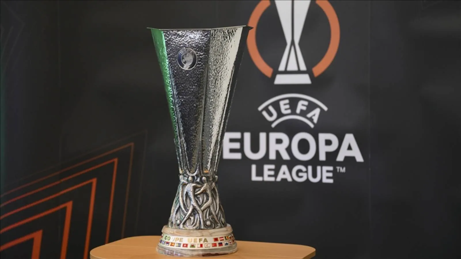 UEFA Avrupa Ligi’nde Son 16 Turu Takımları Belli Oldu!