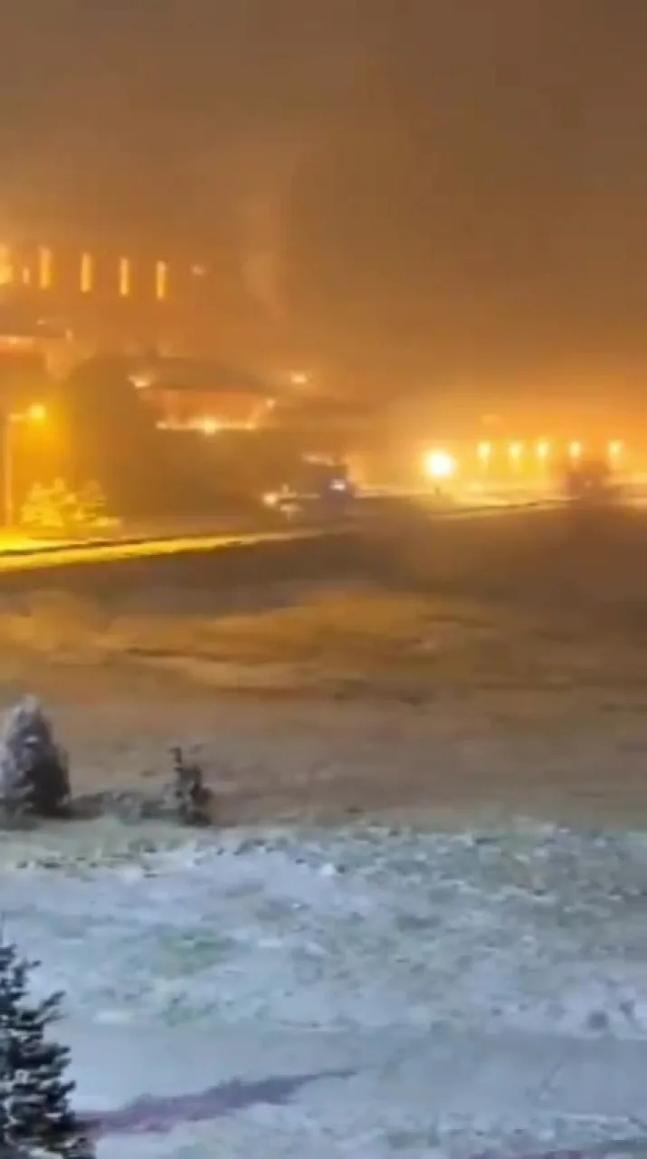 Bursa Uludağ'a lapa lapa kar yağıyor!