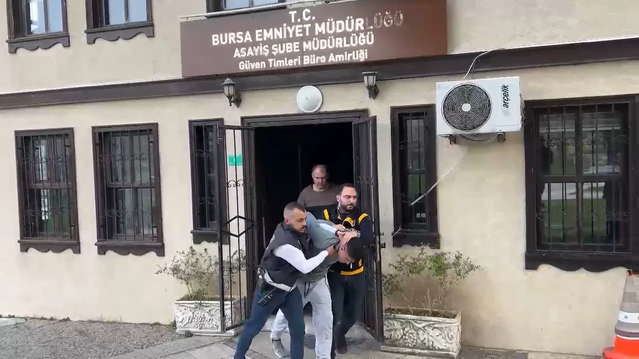 Hırsızlık ve uyuşturucu suçlarından aranan şahıs