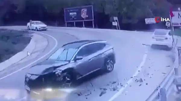 Uludağ Yolunda Kaygan Zemin Kazalara Sebep Oldu!
