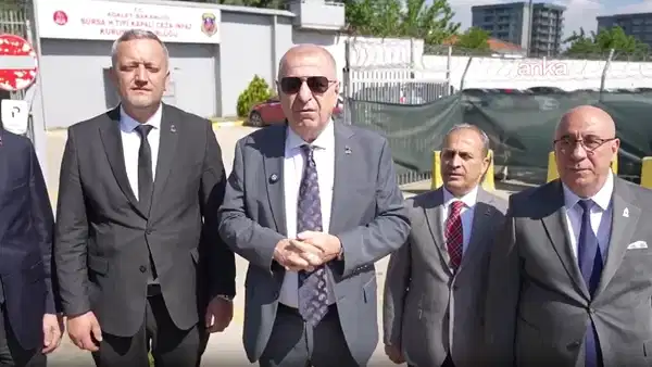 Ümit Özdağ, Mustafa Bozbey’i Cezaevinde Ziyaret Etti