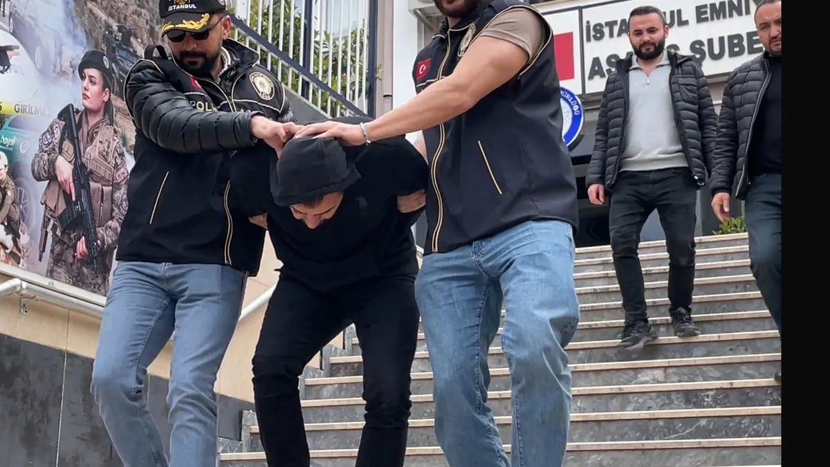 Ümraniye’de Maskeli Gaspçı Yakalandı!