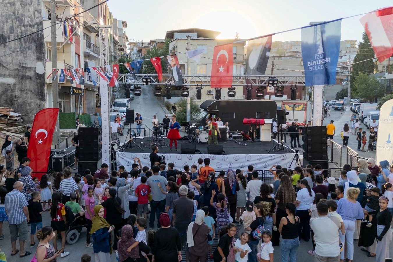 Umut Mahallesi’nde Mahalle Şenliği Coşkusu!