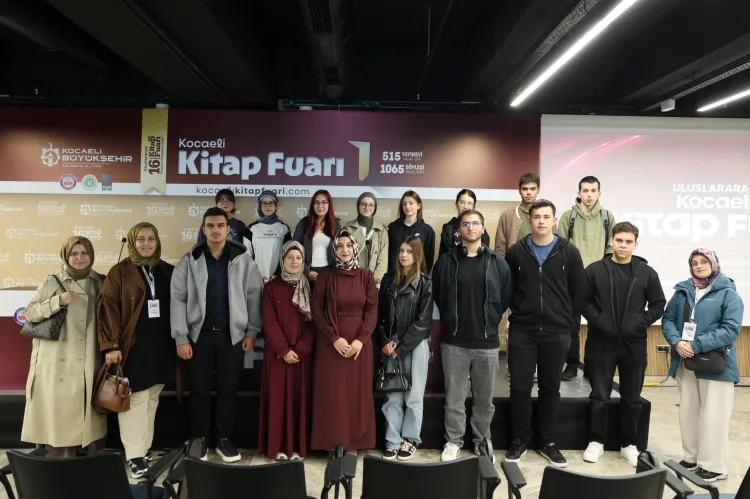 Ünlü Eğitmenler Kocaeli Kitap Fuarı’nda Buluştu!