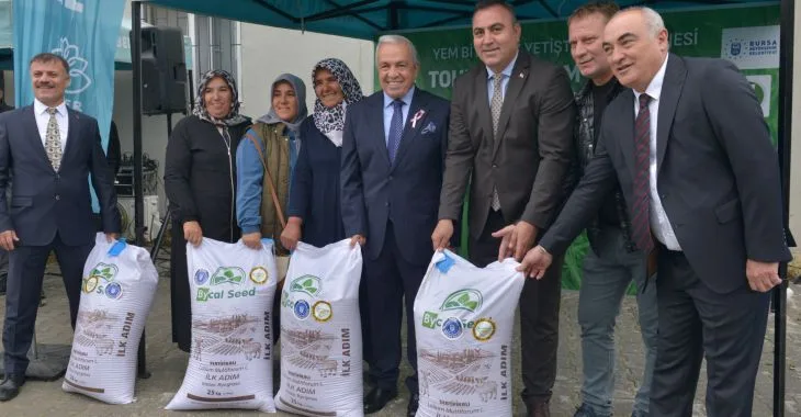 Üreticiye İtalyan Çimi Tohumu Desteği Bursa’da
