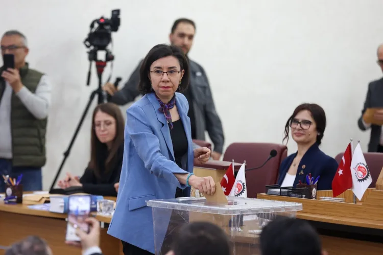 Uşak’ta Yeni Başkanvekili: Hatice Terekeci Özkan!