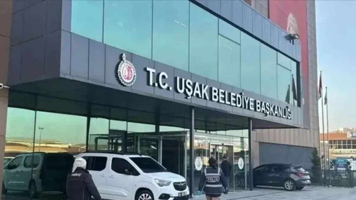 Uşak’ta Yolsuzluk Operasyonunda 16 Tutuklama!