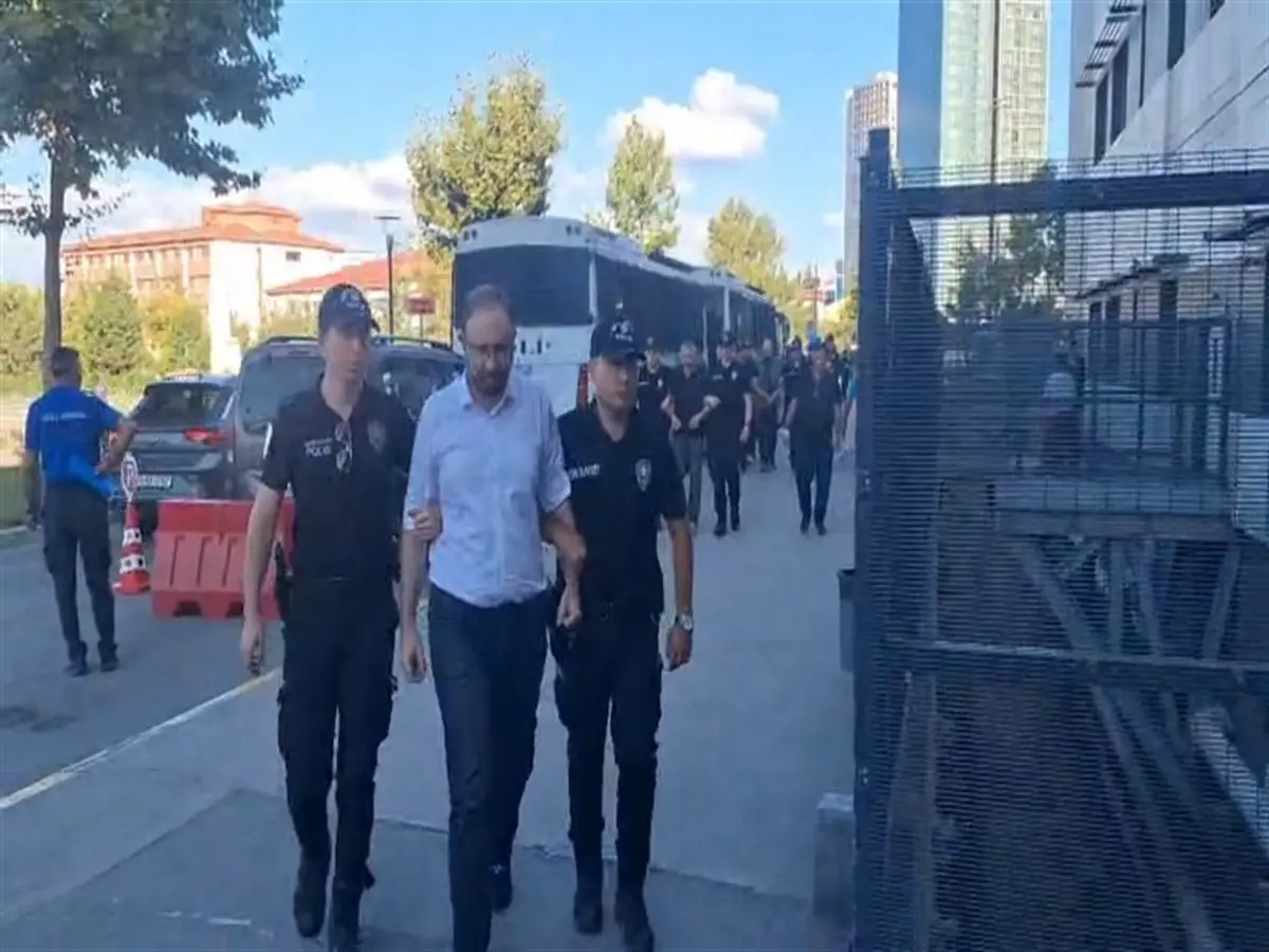 Gözaltına alınan Üsküdar Belediye Başkanı Sinem Dedetaş için tutuklama talebi 2