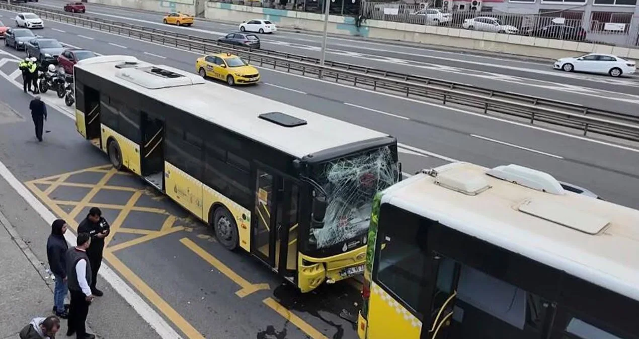 Üsküdar'da İETT otobüsü çarpıştı! Yaralılar var