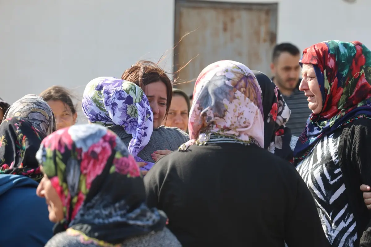 Cani baba, 3 yaşındaki oğlunu boğduktan sonra parçalara ayırdı 10