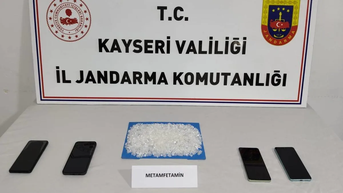 Uyuşturucu Operasyonunda 4 Şahıs Yakalandı!