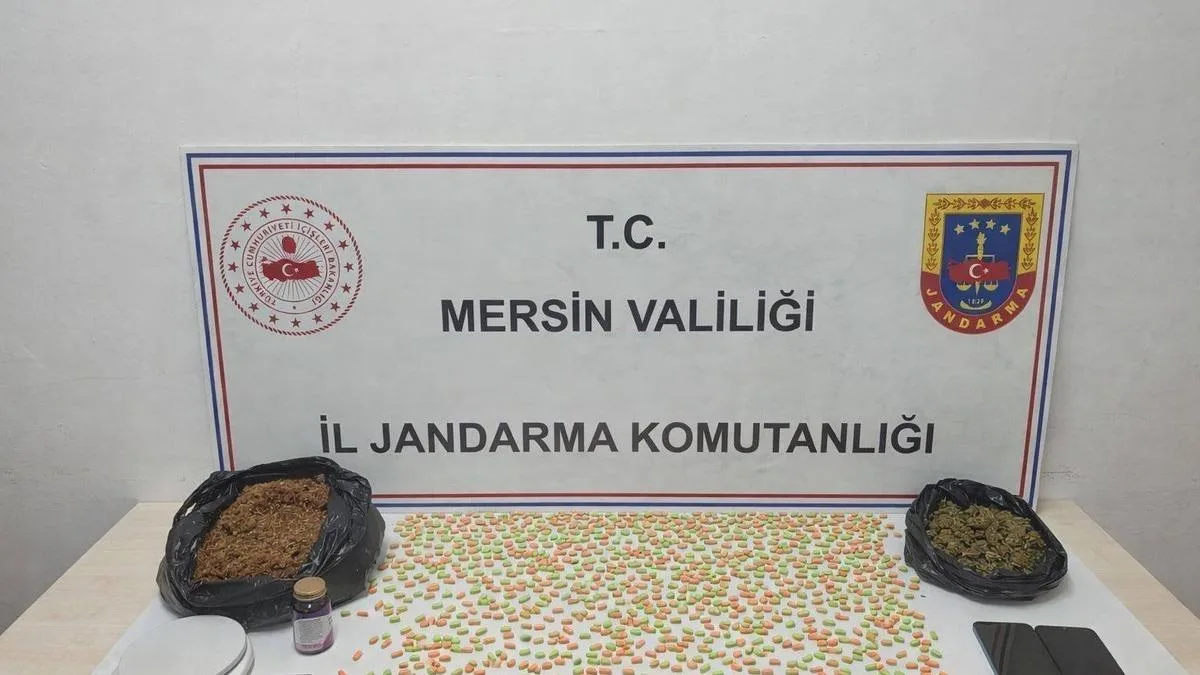 Uyuşturucu Ticareti Operasyonunda 2 Şüpheli Yakalandı