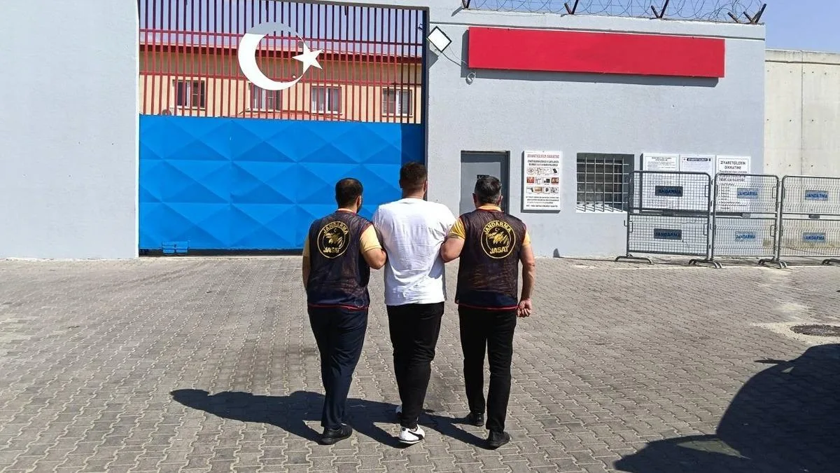 Uyuşturucu Ticareti Yapan Şahıs Tutuklandı