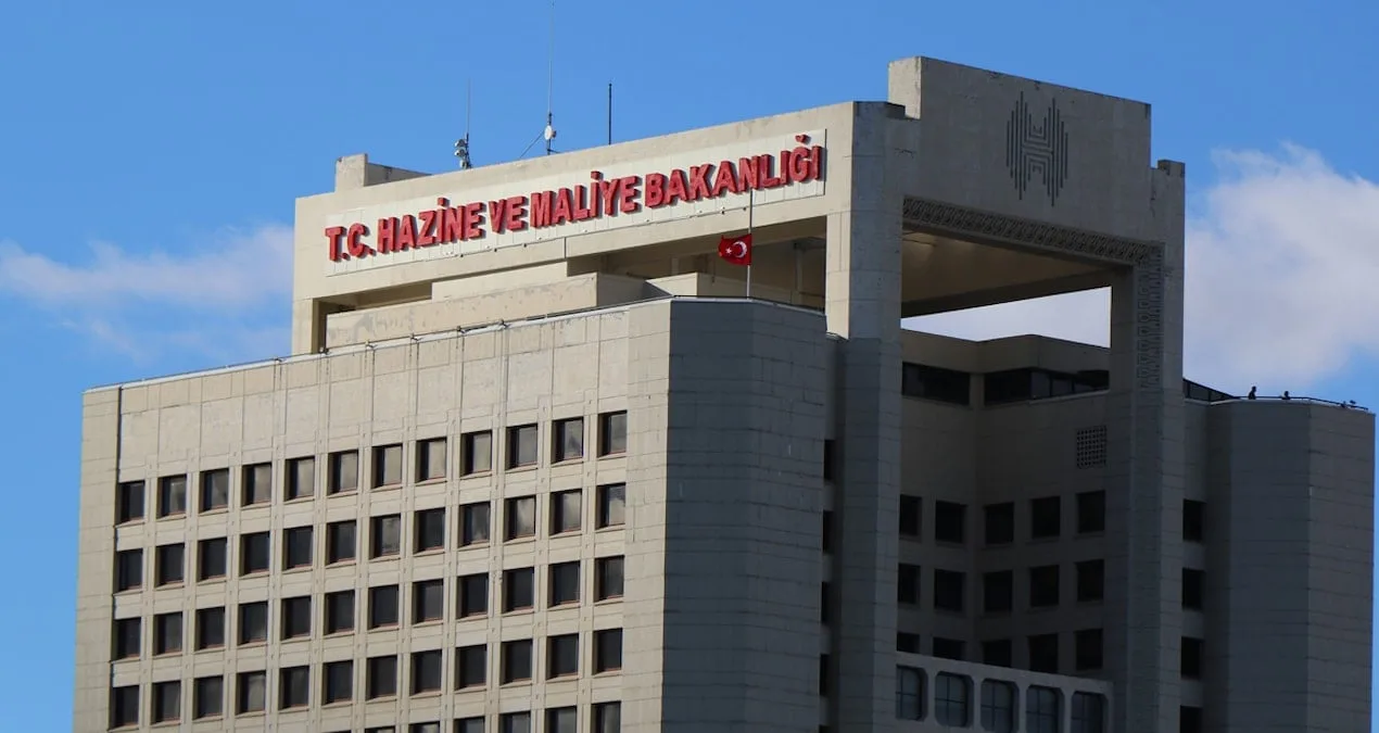 Uzmanlar Hazine’de Sessiz Protesto Düzenledi