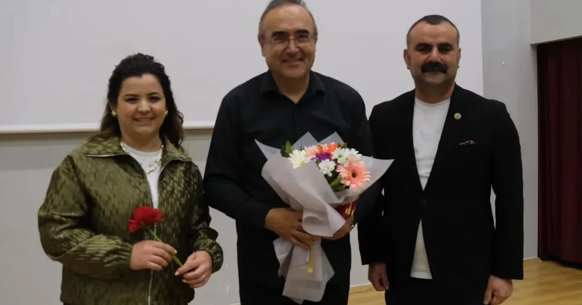 Uzunköprü’de Tarih ve Edebiyatla 23 Nisan Coşkusu
