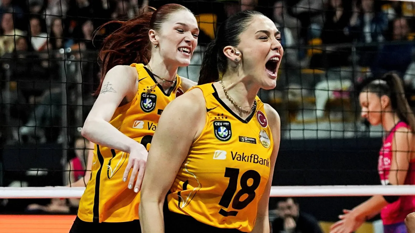 VakıfBank, Final-Four’a Yükseldi!