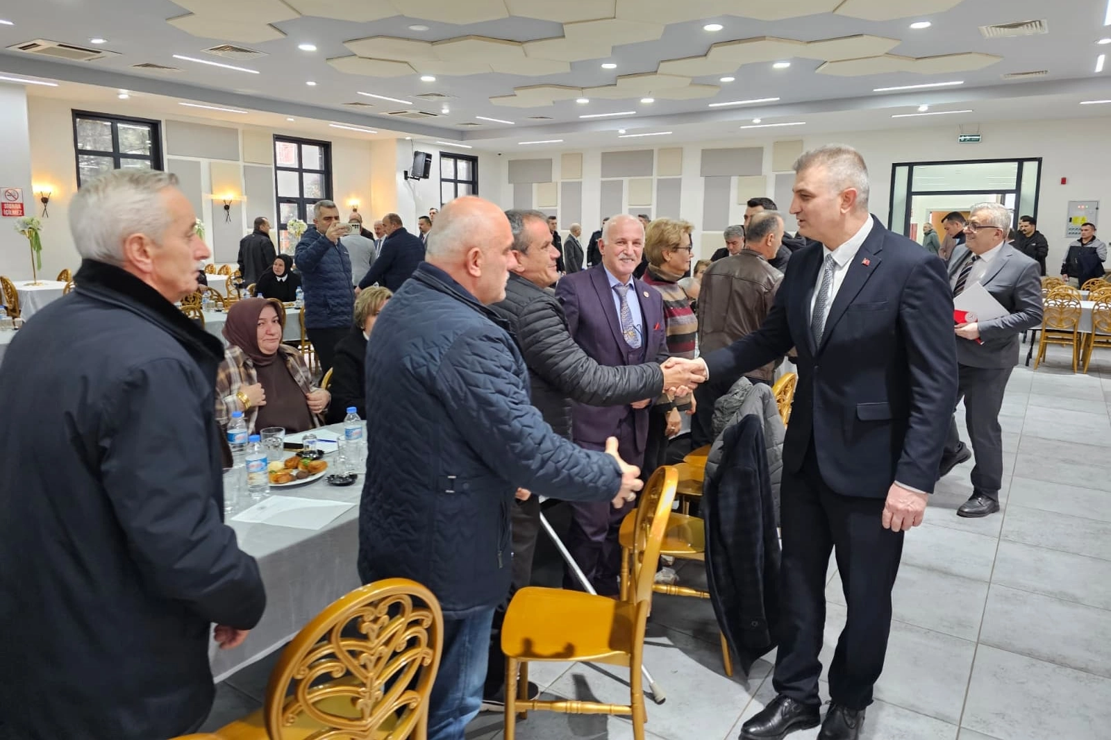 Vali Aktaş, Gölcük Muhtarlarıyla Buluştu