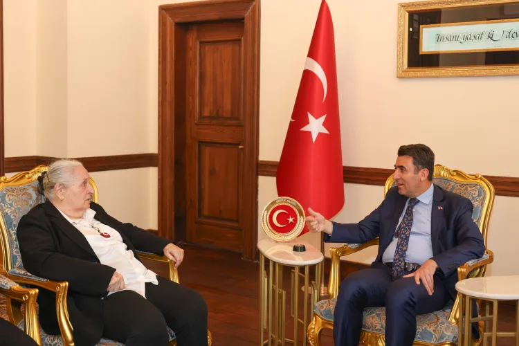 Bilecik Valisi Şefik Aygöl ve Timsal Karabekir Arasında Gerçekleşen Ziyaret
