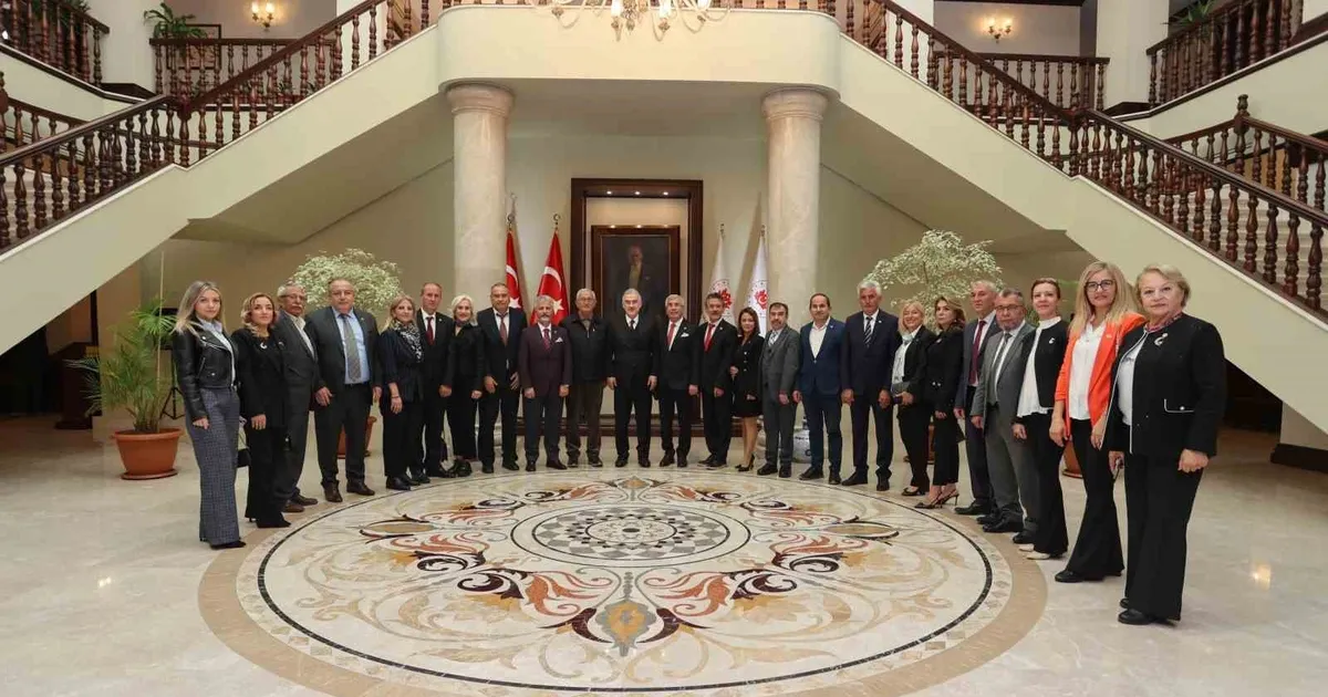Vali Ayyıldız’dan Muhtarlara Övgü Dolu Mesaj