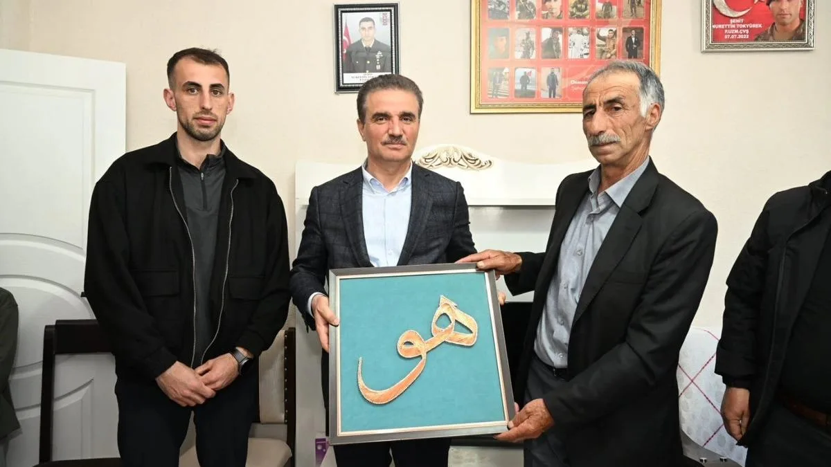 Vali Baruş’tan Şehit Ailelerine Bayram Ziyareti