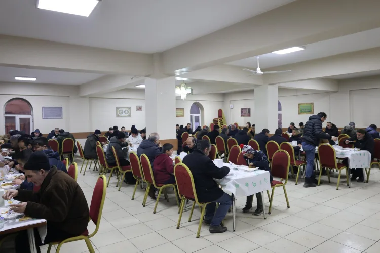 Vali Bozkurt’tan Ramazan’da Samimi İftar