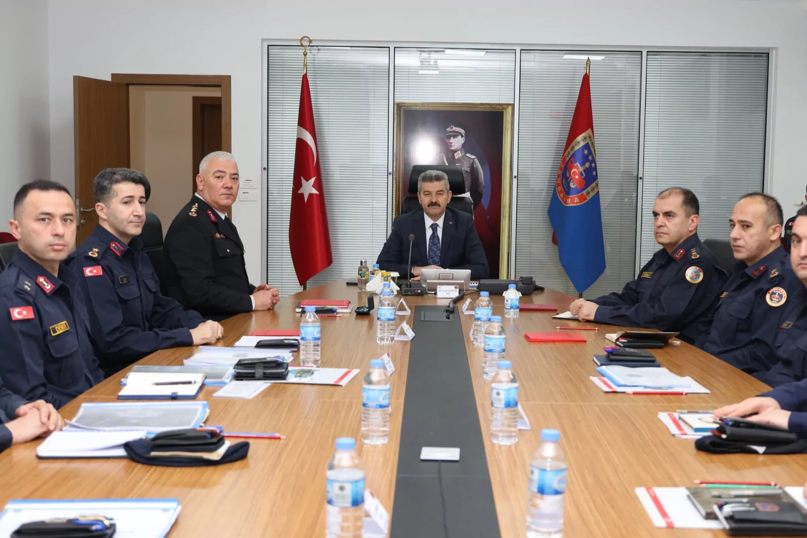Artvin Valisi Turan Ergün İl Jandarma Komutanlığında