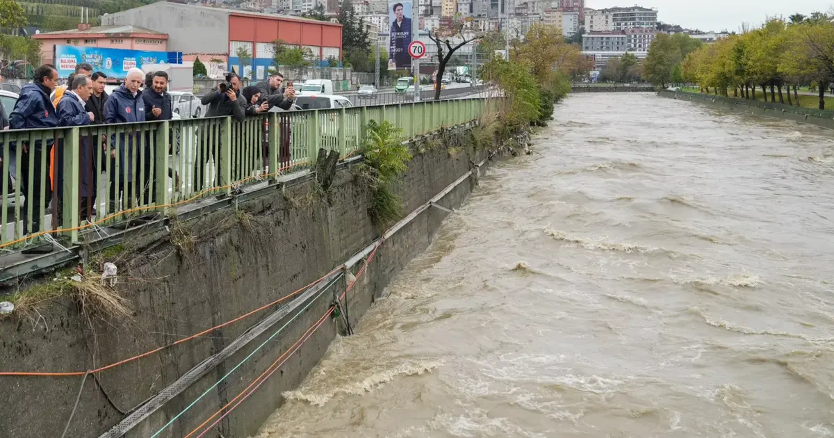 Vali Gül, Kağıthane’de Sağanak Yağış İncelemesi
