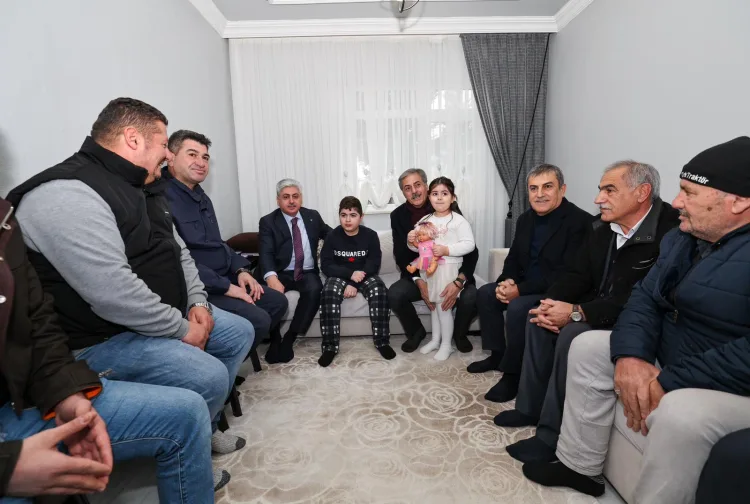 Vali ve Başkan’dan DMD Hastası Harun’a Ziyaret
