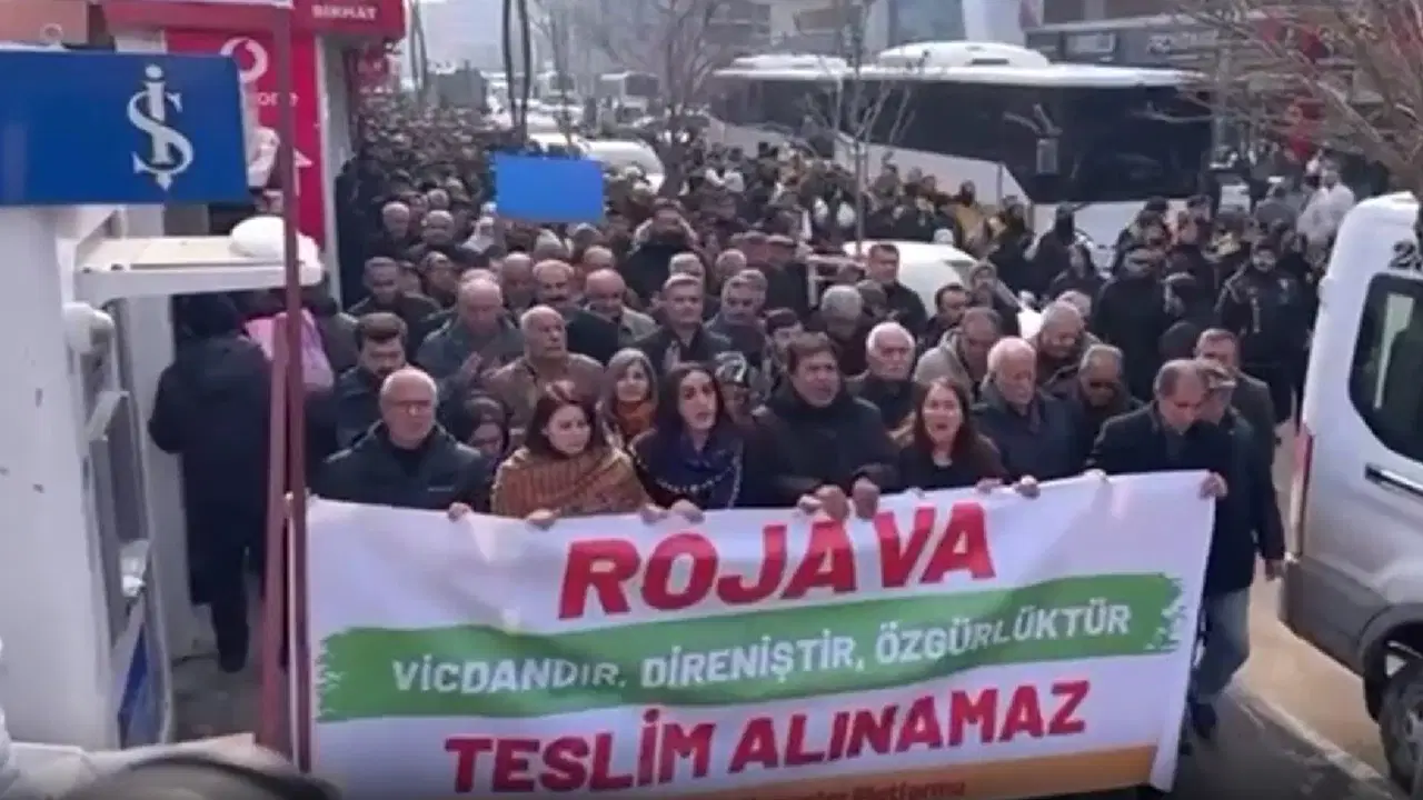 Van’da Halep Protestosu: Saldırılara Tepki!