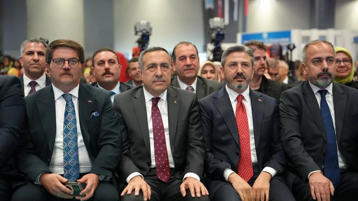 Van’da Kariyer Fuarı’nda Anons Krizi Yaşandı!