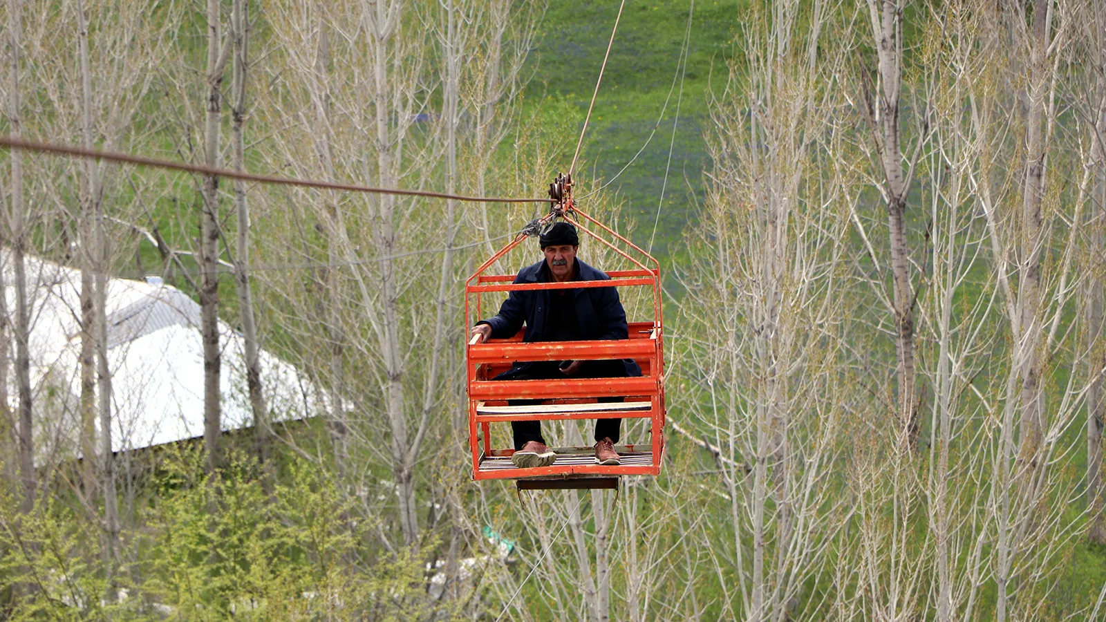 Van’da Teleferik ile Yolu 40 Saniyeye İndirdi!