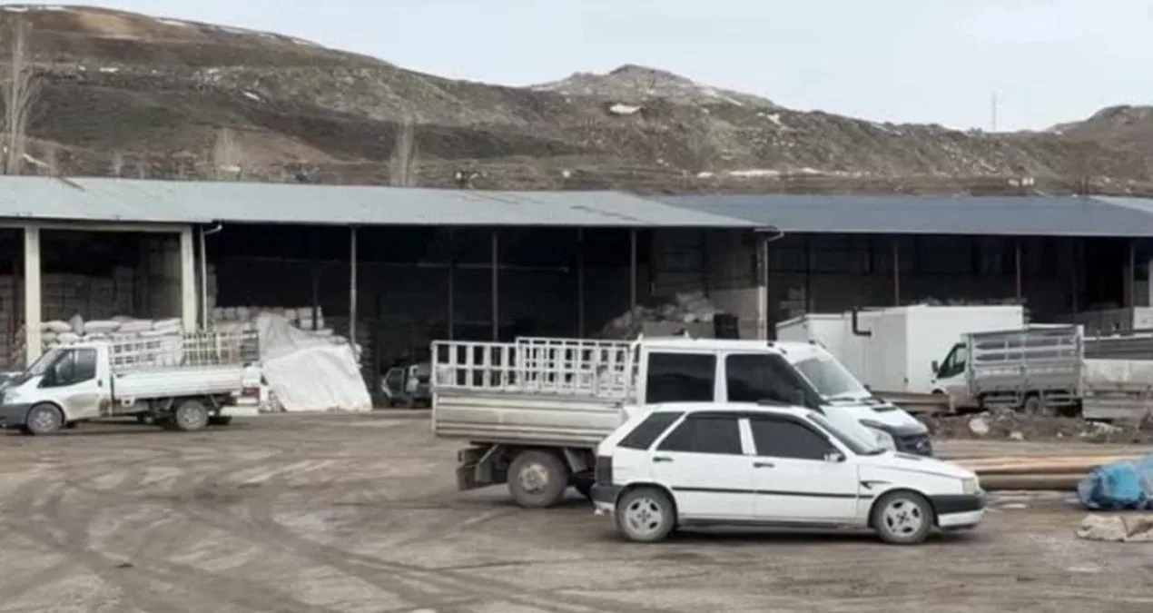 Van’daki Saman Pazarı Esnafı Zor Durumda!