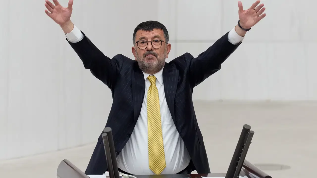 Veli Ağbaba’dan Adaylık İddialarına Sert Yanıt!