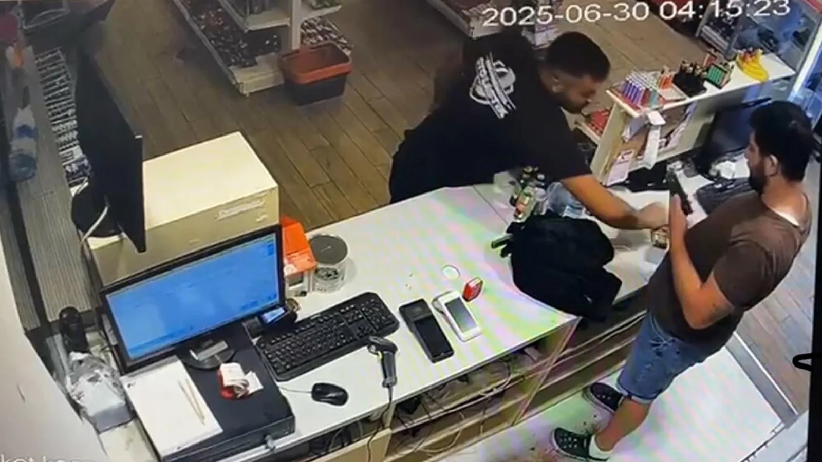Veresiye Sigara Yüzünden Kanlı Saldırı!