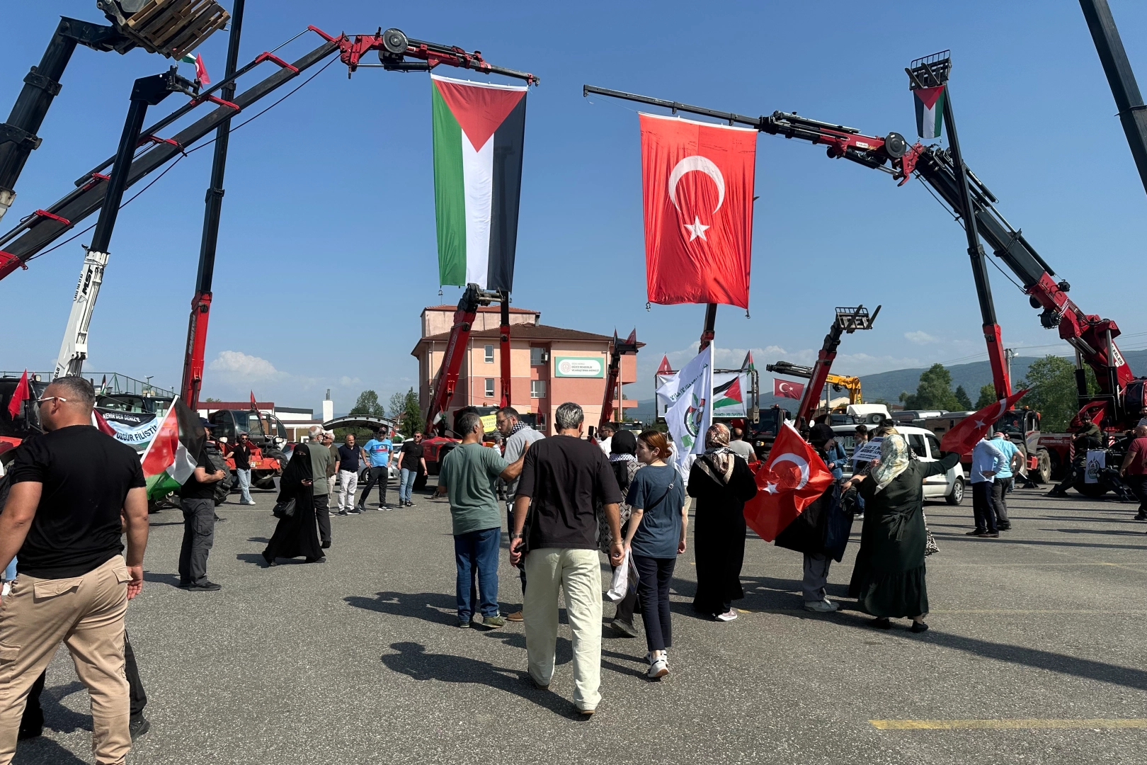 Vinççilerden Gazze’ye Destek Konvoyu Düzce’de
