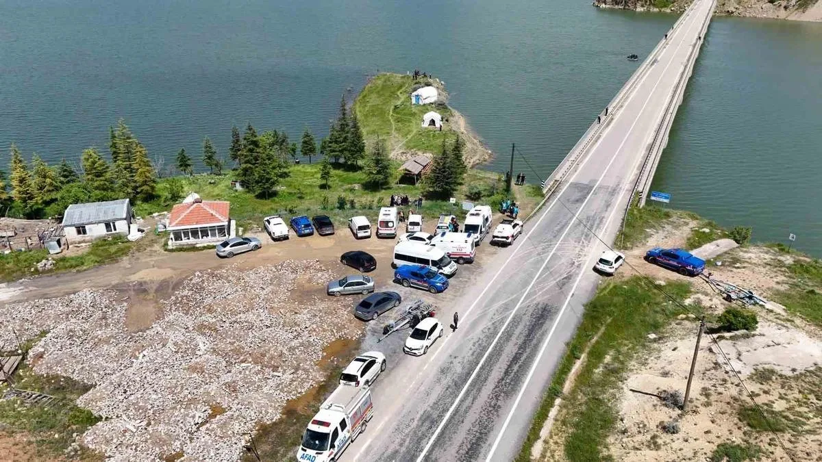 Viyadükten Düşen Genç Adamın Cansız Bedeni Bulundu