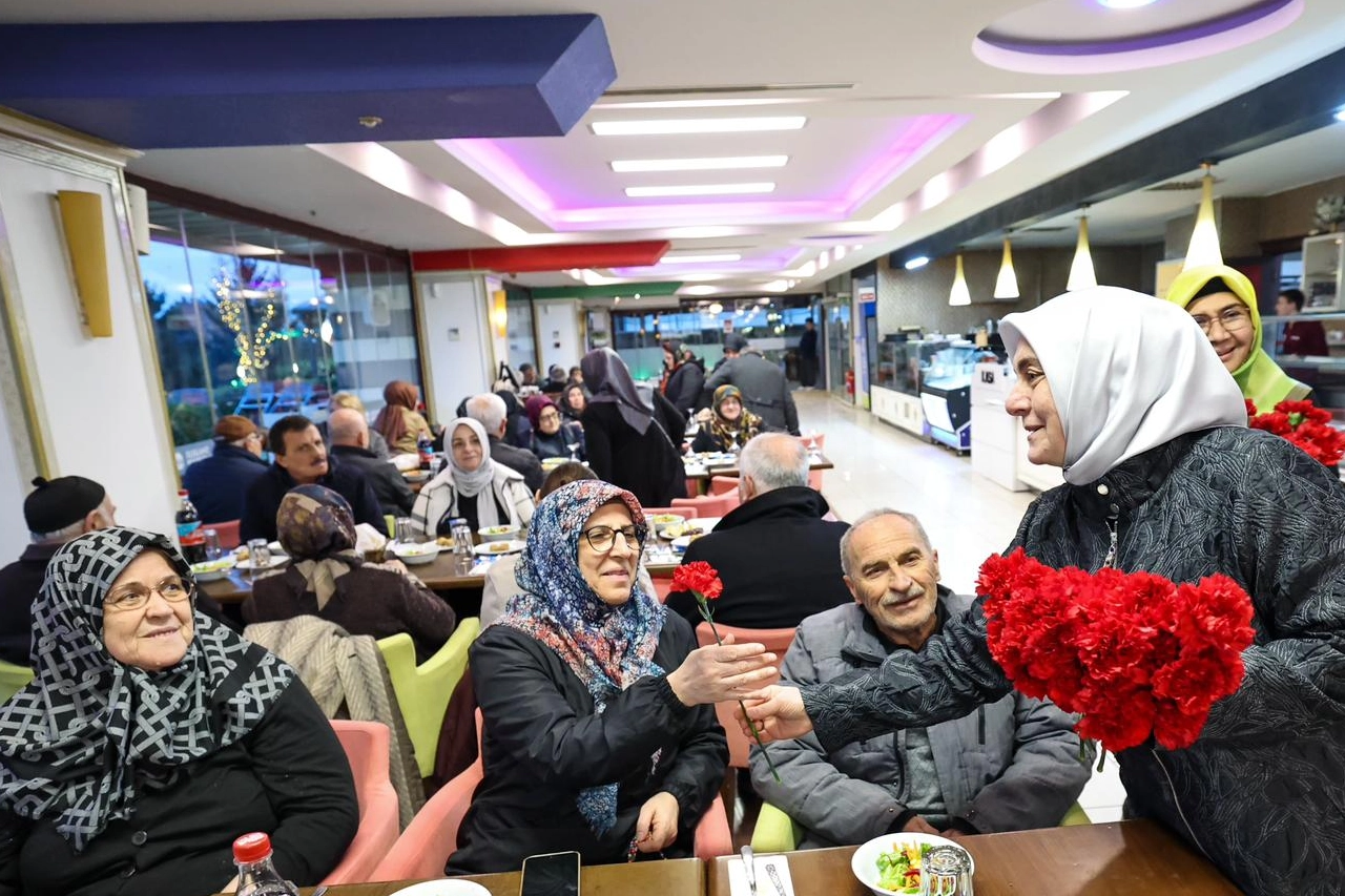 YADEM’den Ramazan’da Yaşlılara İftar Buluşması