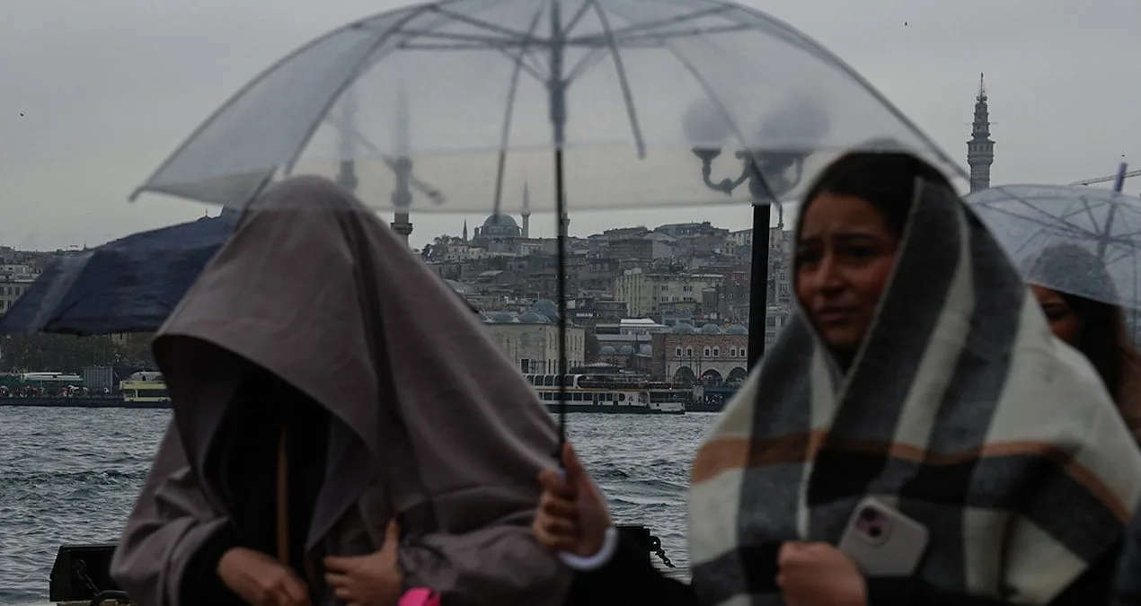 Yağışlar Geliyor: İstanbul ve Batı’da Hava Durumu