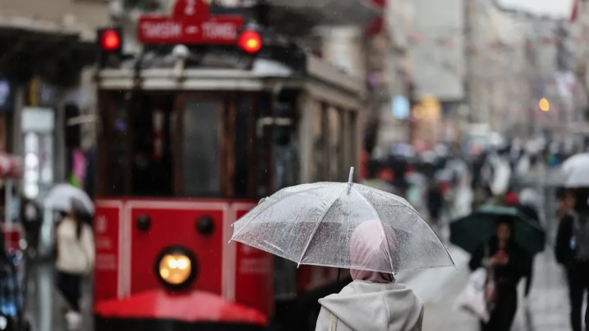 Yağışlı Hava Türkiye’yi Sarmaladı!