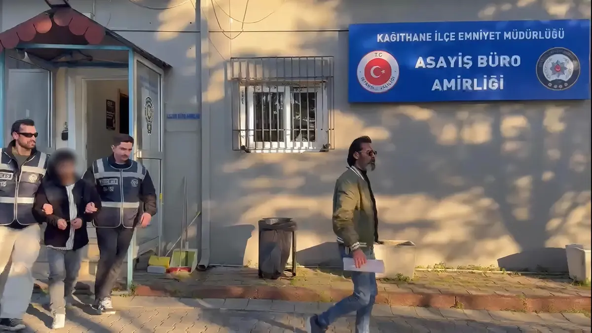 Bu sapığı bırakmayın! Genç kadını takip edip taciz etti... O anlar kamerada 3