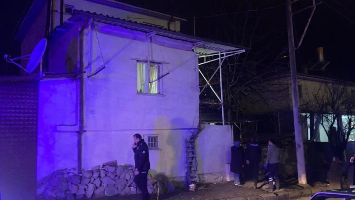 Yalnız Yaşayan Adam Evinde Ölü Bulundu