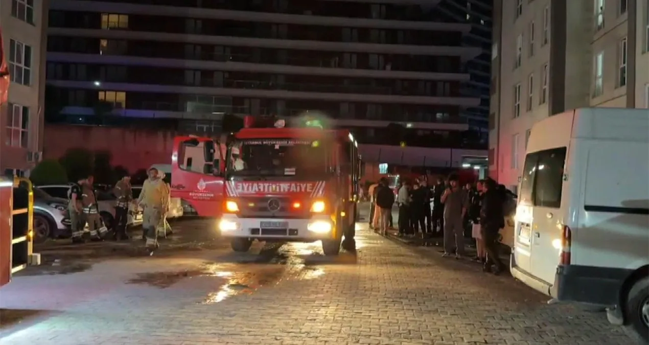 Yangında Panikle 8. Kattan Atlama Cabası!