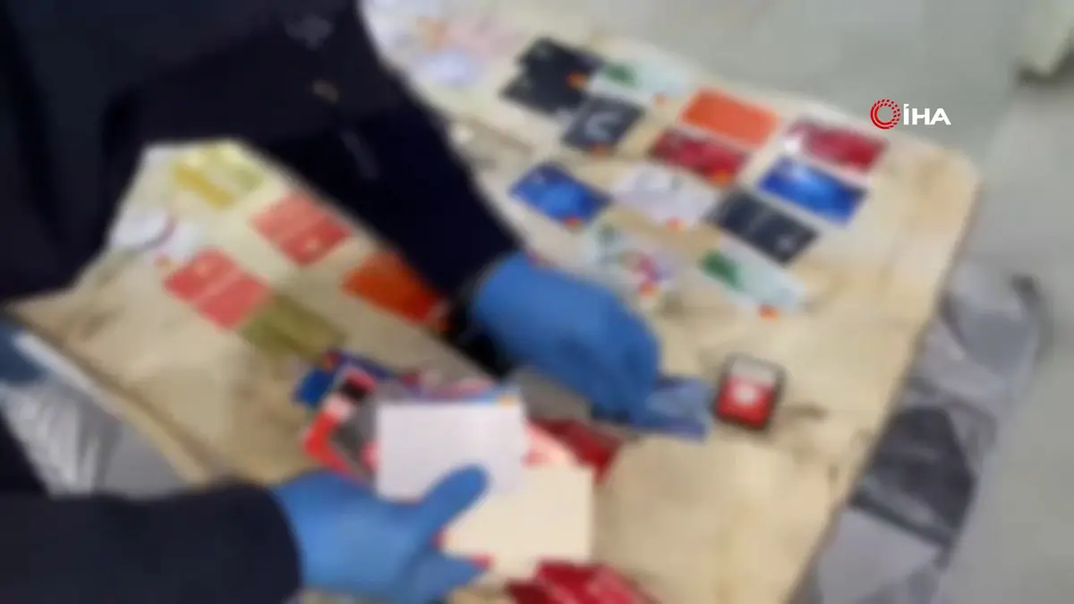 Adana merkezli 6 ilde  yasa dışı bahis  operasyonu! 2 bin 251 banka hesabına el kondu 6