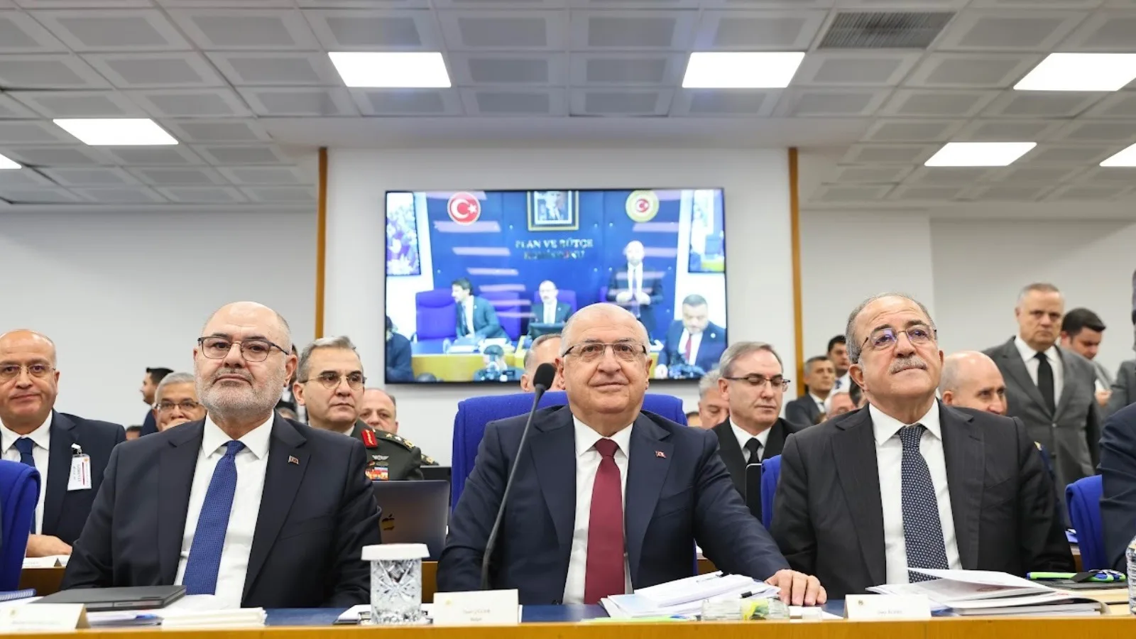 Yaşar Güler: Terör Faaliyetlerine Derhal Son!