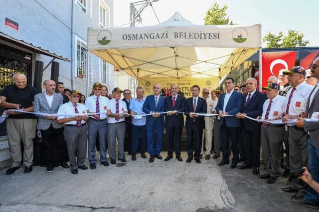 Yaşar Kemal Kütüphanesi Bursa’da Açıldı!
